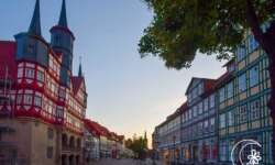 Das Rathaus und die Innenstadt Das Rathaus und die Innenstadt