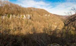 Felsenlandschaft über der Schwarze Lauterschlucht Felsenlandschaft über der Schwarze Lauterschlucht