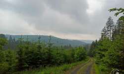 Abstieg mit Fernblick Abstieg mit Fernblick