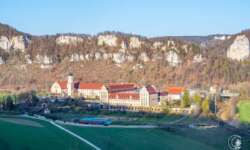 Kloster Beuron im Abendlicht Kloster Beuron im Abendlicht