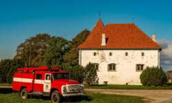 Burg und Feuerwehr Burg und Feuerwehr