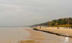 der weiße Strand von Jurmala der weiße Strand von Jurmala