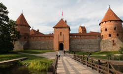 Zur Burg Zur Burg