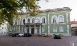 Museen, Botschaften und anderes Museen, Botschaften und anderes