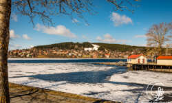 Blick auf den Stadtteil auf der Insel Frösön Blick auf den Stadtteil auf der Insel Frösön