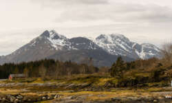 Die beiden Gipfel von Vega Die beiden Gipfel von Vega