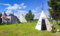 Sami-Hütten im Freilichtmuseum Sami-Hütten im Freilichtmuseum