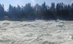 Storforsen zu Mittsommar Storforsen zu Mittsommar