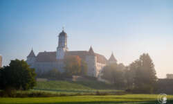 Schloss Hochstädt im Morgennebel Schloss Hochstädt im Morgennebel