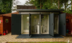 mit sauberen Toiletten mit sauberen Toiletten