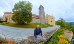 Vor der Klosterkirche Vor der Klosterkirche