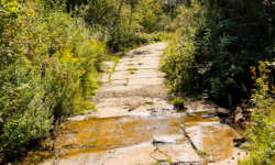 Die Furt des Wanderwegs Die Furt des Wanderwegs