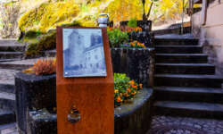 Hinauf zur Burg Hinauf zur Burg