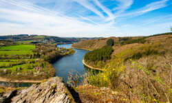 Panoramablick auf den See Panoramablick auf den See